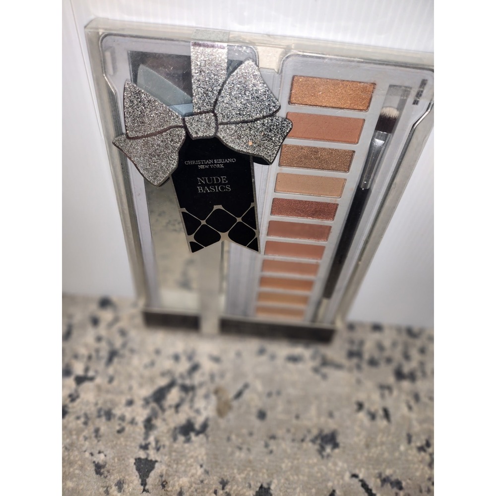 Christian Siriano New York Nude Basics Eyeshadow Palette 12 Shades New Gift Set